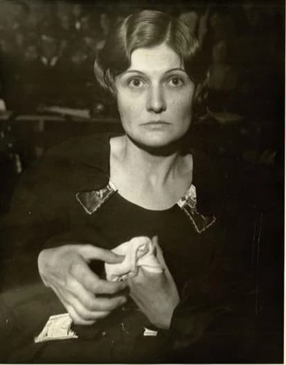 Winnie Ruth Judd fotografiada durante su juicio de 1932 en Phoenix